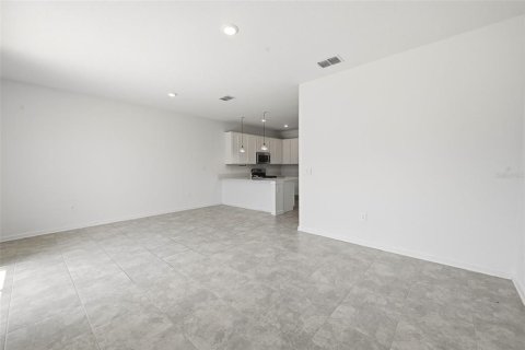 Touwnhouse à louer à Clermont, Floride: 3 chambres, 170.38 m2 № 2339529 - photo 19