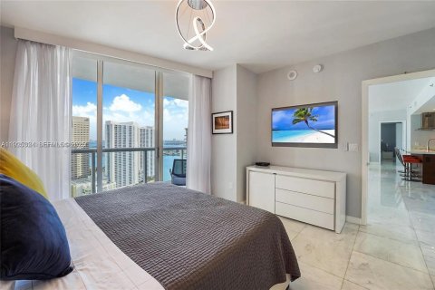 Copropriété à louer à Miami, Floride: 2 chambres, 151.71 m2 № 1983994 - photo 14