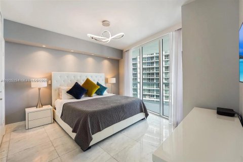 Copropriété à louer à Miami, Floride: 2 chambres, 151.71 m2 № 1983994 - photo 27