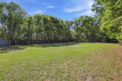 Commercial property in Orange City, Florida 83.61 sq.m. № 2201330 - photo 10
