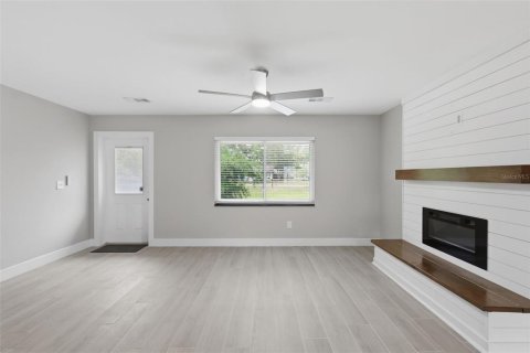 Commercial property in Orange City, Florida 83.61 sq.m. № 2201330 - photo 27