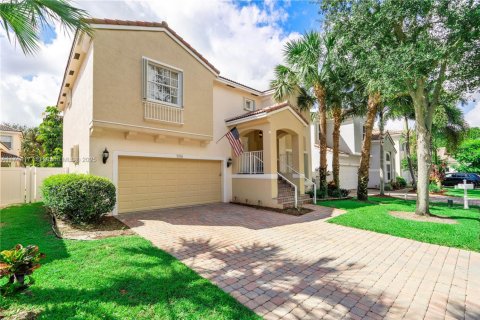 Villa ou maison à Pembroke Pines, Floride 3 chambres, 201.41 m2 № 2022799
