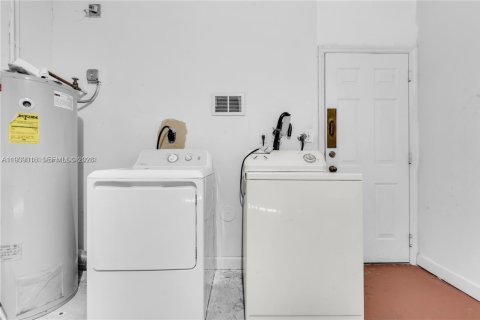 Villa ou maison à vendre à Homestead, Floride: 3 chambres, 140 m2 № 1999697 - photo 25