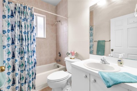 Villa ou maison à vendre à Homestead, Floride: 3 chambres, 140 m2 № 1999697 - photo 22