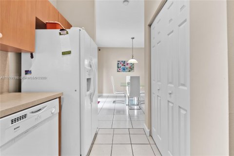 Villa ou maison à vendre à Homestead, Floride: 3 chambres, 140 m2 № 1999697 - photo 12