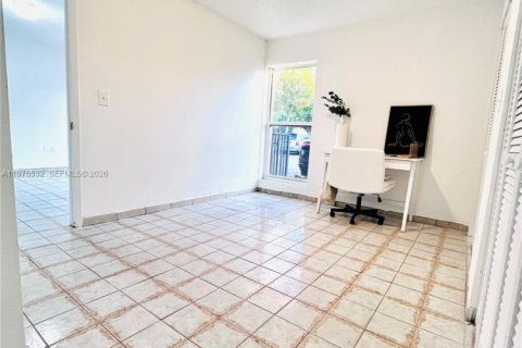 Купить кондоминиум в Майами, Флорида 1 спальня, 52.03м2, № 2038472 - фото 7