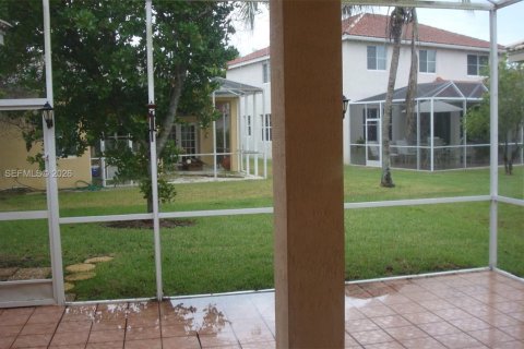 House in Weston, Florida 3 bedrooms, 126.63 sq.m. № 1995439 - photo 12