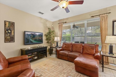 Villa ou maison à vendre à Kissimmee, Floride: 6 chambres, 261.24 m2 № 1539147 - photo 4