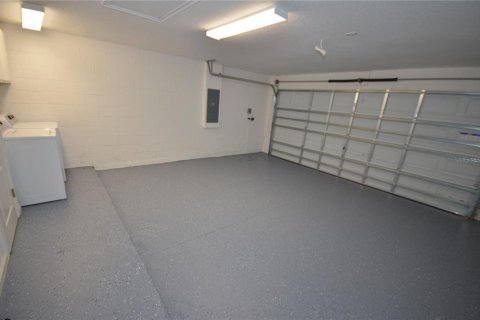 House in Kissimmee, Florida 4 bedrooms, 201.41 sq.m. № 2217916 - photo 17