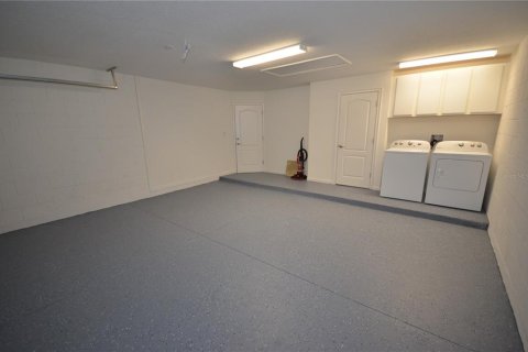 House in Kissimmee, Florida 4 bedrooms, 201.41 sq.m. № 2217916 - photo 16