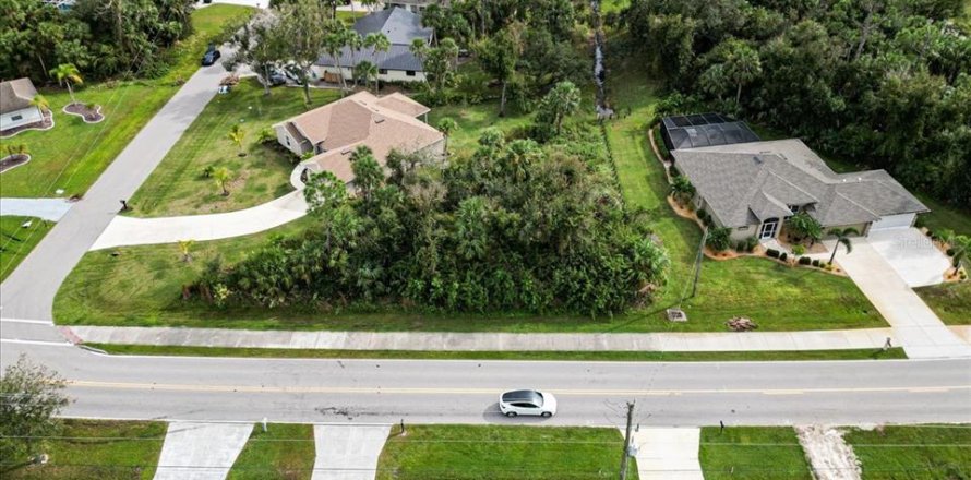 Land in Punta Gorda, Florida № 1800543