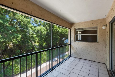 Купить кондоминиум в Корал-Спрингс, Флорида 3 комнаты, 109.35м2, № 2146383 - фото 21