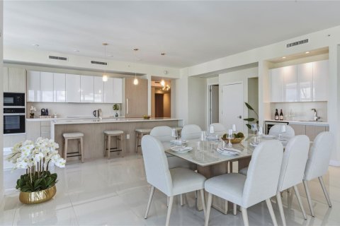 Condo in Riviera Beach, Florida, 2 bedrooms  № 2192272 - photo 10