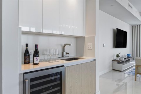 Condo in Riviera Beach, Florida, 2 bedrooms  № 2192272 - photo 15