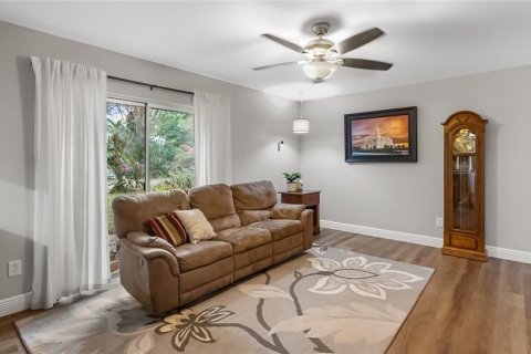 Casa en alquiler en Altamonte Springs, Florida, 3 dormitorios, 152.08 m2 № 1514474 - foto 6