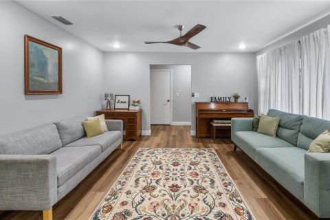 Casa en alquiler en Altamonte Springs, Florida, 3 dormitorios, 152.08 m2 № 1514474 - foto 4