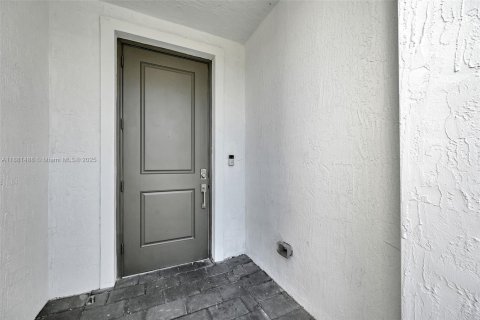Touwnhouse à vendre à Homestead, Floride: 3 chambres, 142.14 m2 № 1925368 - photo 9