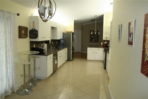 Villa ou maison à vendre à Summerfield, Floride: 2 chambres, 174.47 m2 № 1845105 - photo 10