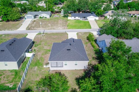 House in Deltona, Florida 3 bedrooms, 148.64 sq.m. № 1690992 - photo 26
