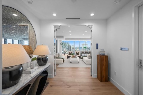Condo à West Palm Beach, Floride, 4 chambres  № 2087760