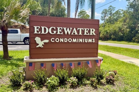 Condo in Deltona, Florida, 2 bedrooms № 2237259 - photo 15
