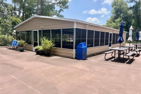Condo in Deltona, Florida, 2 bedrooms № 2237259 - photo 18