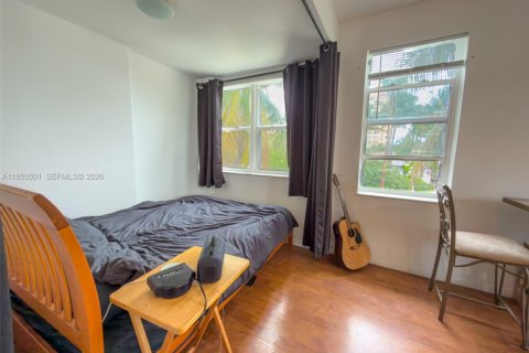 Condominio en venta en Miami Beach, Florida, 43.66 m2 № 2006379 - foto 11