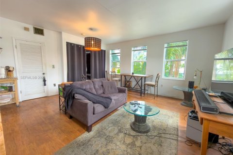 Condominio en venta en Miami Beach, Florida, 43.66 m2 № 2006379 - foto 7