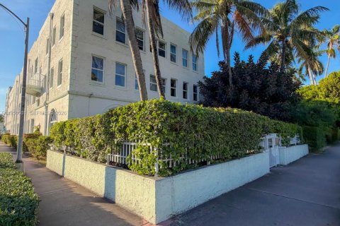 Condominio en venta en Miami Beach, Florida, 43.66 m2 № 2006379 - foto 17