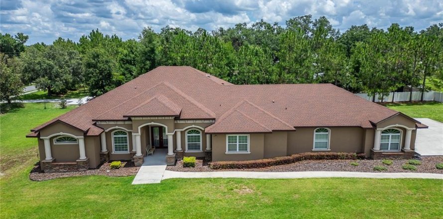 Casa en Dover, Florida 4 dormitorios, 420.01 m2 № 1804083