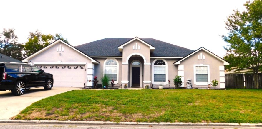 House in Orange Park, Florida 4 bedrooms, 187.01 sq.m. № 801642