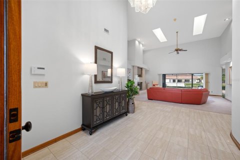 Casa en venta en Tampa, Florida, 4 dormitorios, 296.36 m2 № 2121078 - foto 15