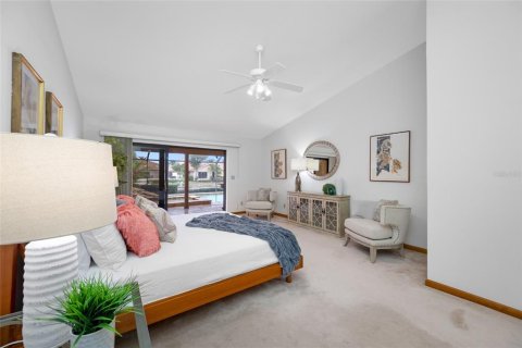 Casa en venta en Tampa, Florida, 4 dormitorios, 296.36 m2 № 2121078 - foto 11