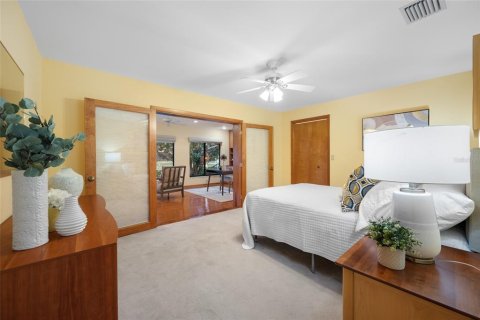 Casa en venta en Tampa, Florida, 4 dormitorios, 296.36 m2 № 2121078 - foto 18