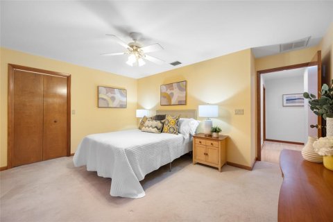 Casa en venta en Tampa, Florida, 4 dormitorios, 296.36 m2 № 2121078 - foto 28