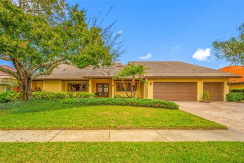 Villa ou maison à Tampa, Floride 4 chambres, 296.36 m2 № 2121078