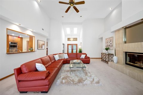Casa en venta en Tampa, Florida, 4 dormitorios, 296.36 m2 № 2121078 - foto 4