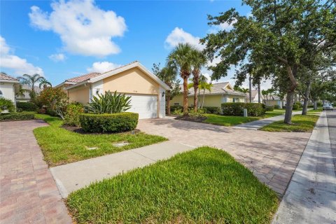 Casa en alquiler en Sarasota, Florida, 3 dormitorios, 186.55 m2 № 1915056 - foto 2