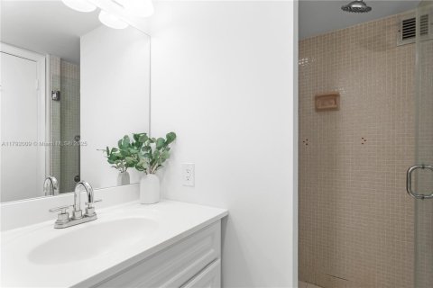 Купить кондоминиум в Майами-Бич, Флорида 2 спальни, 123м2, № 1957920 - фото 21