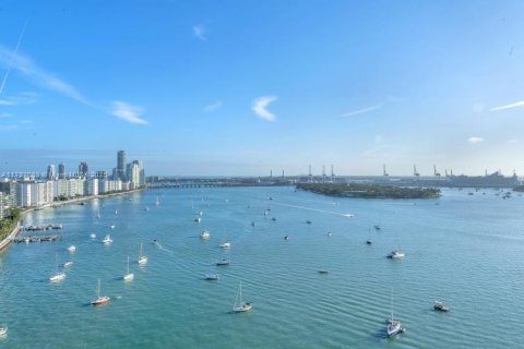 Купить кондоминиум в Майами-Бич, Флорида 2 спальни, 123м2, № 1957920 - фото 25