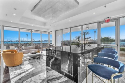 Купить кондоминиум в Майами-Бич, Флорида 2 спальни, 123м2, № 1957920 - фото 30