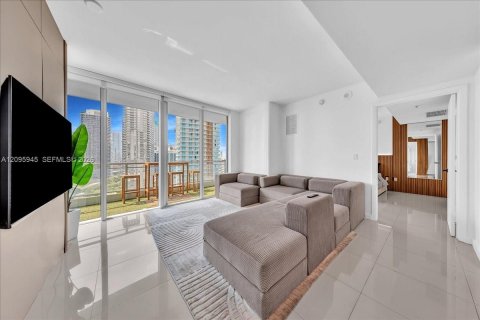 Copropriété à louer à Miami, Floride: 2 chambres, 103.12 m2 № 2388047 - photo 4