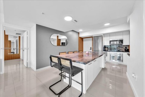 Condo à Miami, Floride, 2 chambres  № 2388047