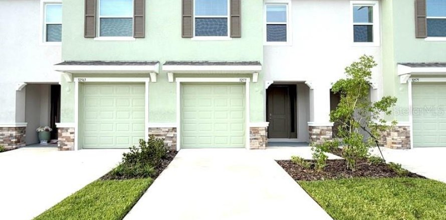 Touwnhouse à Wesley Chapel, Floride 3 chambres, 155.43 m2 № 2413807