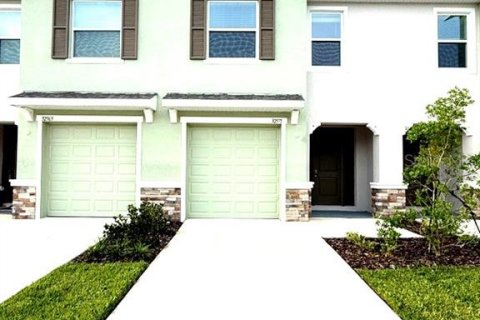 Touwnhouse à louer à Wesley Chapel, Floride: 3 chambres, 155.43 m2 № 2413807 - photo 2