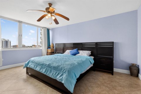 Купить кондоминиум в Майами-Бич, Флорида 2 спальни, 135.17м2, № 2053426 - фото 19