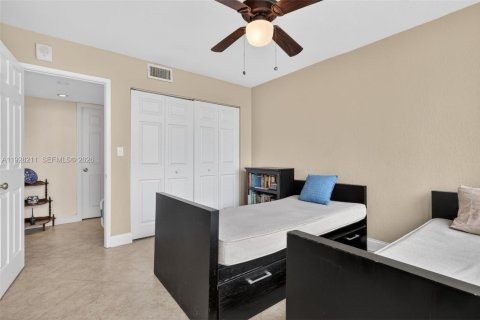 Купить кондоминиум в Майами-Бич, Флорида 2 спальни, 135.17м2, № 2053426 - фото 18