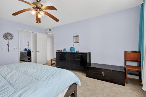 Купить кондоминиум в Майами-Бич, Флорида 2 спальни, 135.17м2, № 2053426 - фото 21