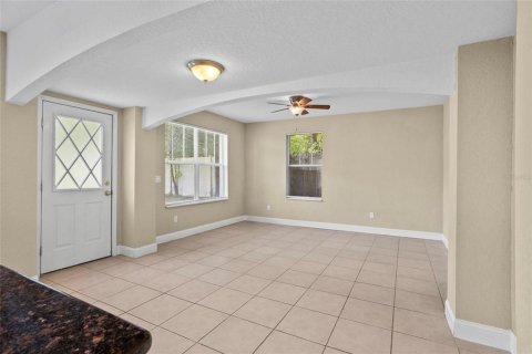 House in Orlando, Florida 3 bedrooms, 163.88 sq.m. № 1877381 - photo 13