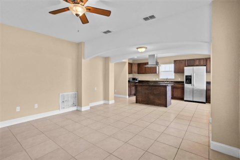 House in Orlando, Florida 3 bedrooms, 163.88 sq.m. № 1877381 - photo 11